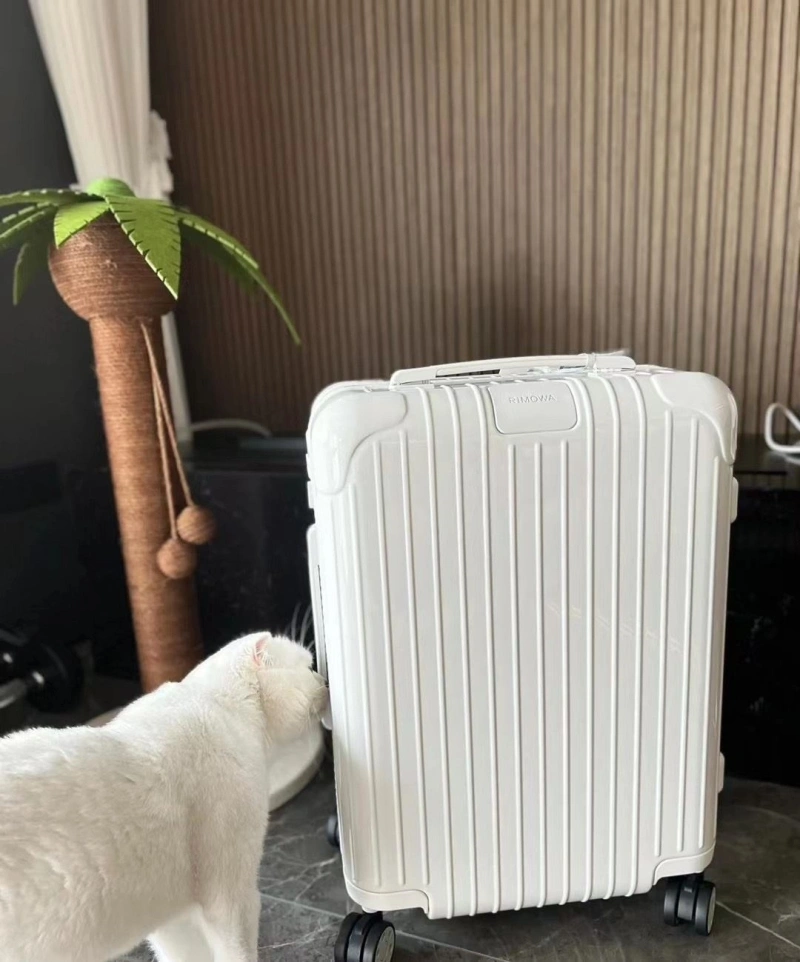 R1m0wa suitcase 4461-0169