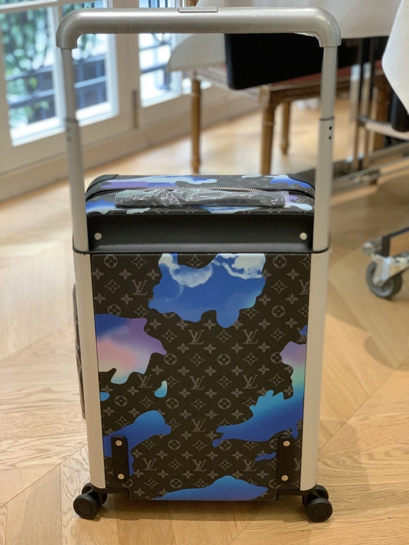 LV Suitcase 4461-0170