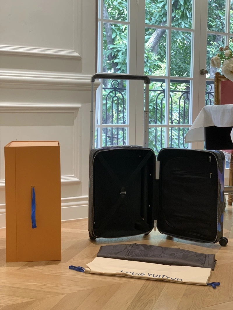 LV Suitcase 4461-0170