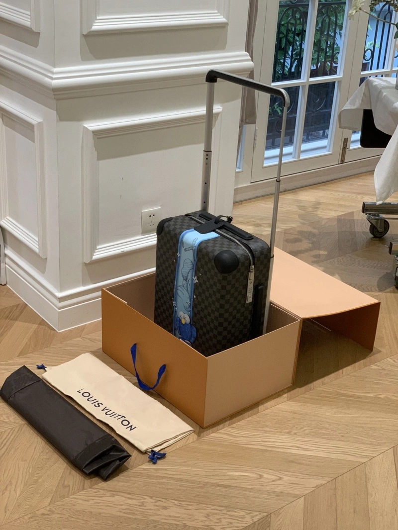 LV Suitcase 4461-0176