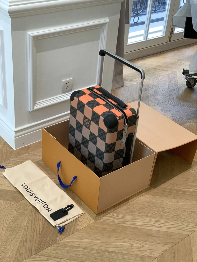 LV Suitcase 4461-0179