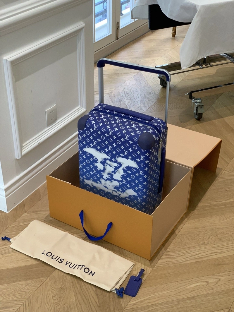 LV Suitcase 4461-0181