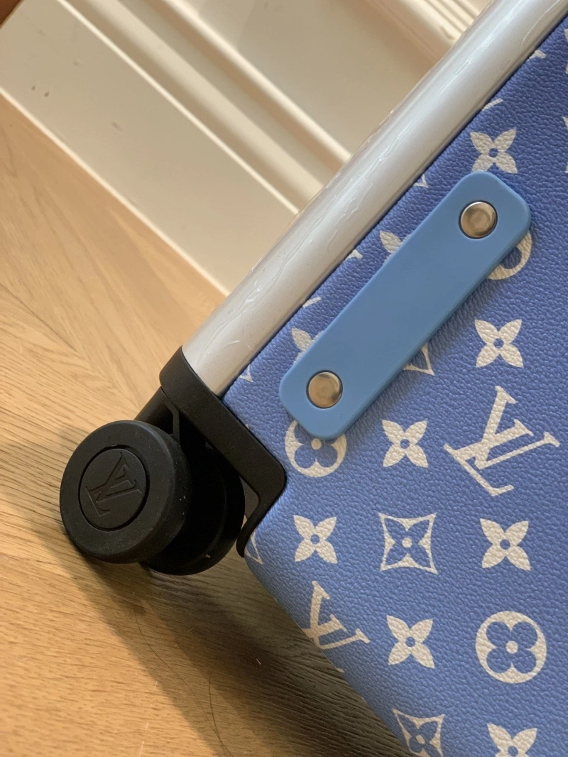 LV Suitcase 4461-0181