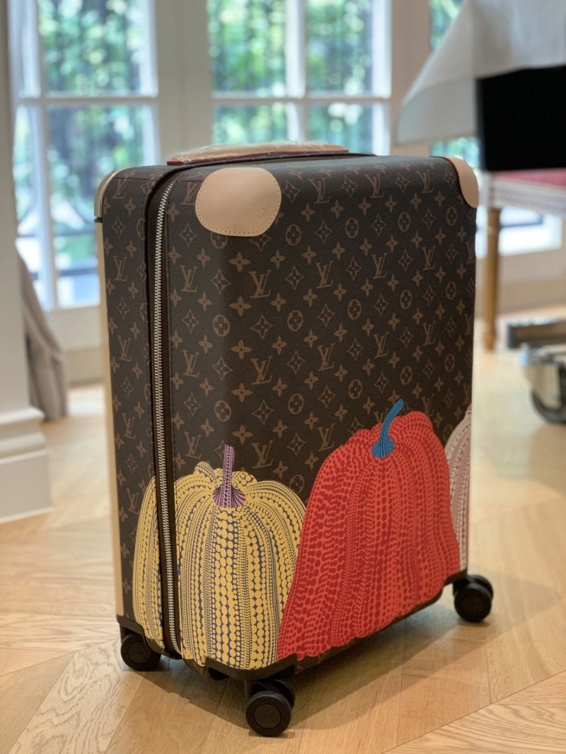 LV Suitcase 4461-0185