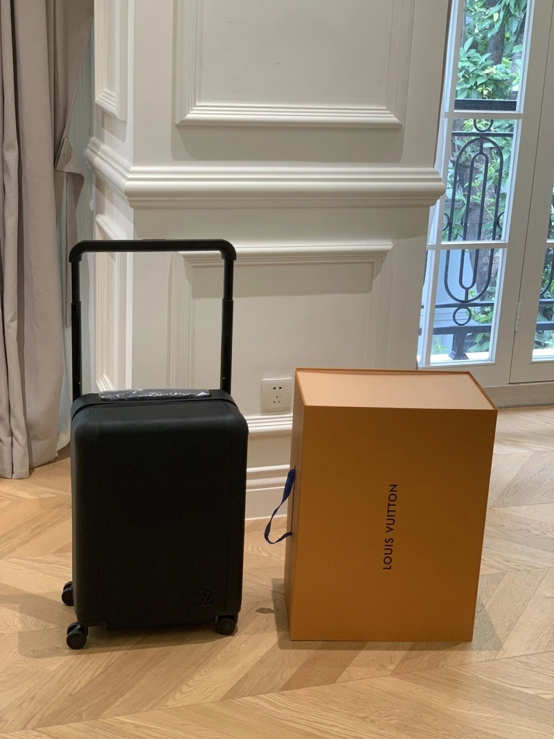 LV Suitcase 4461-0189