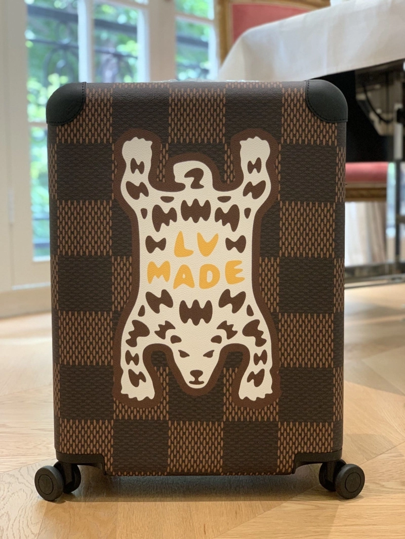 LV Suitcase 4461-0192