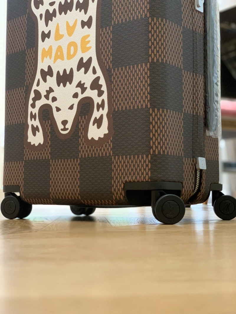 LV Suitcase 4461-0192