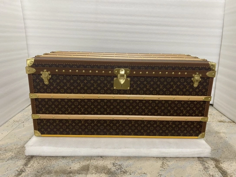 LV Suitcase 4461-0193