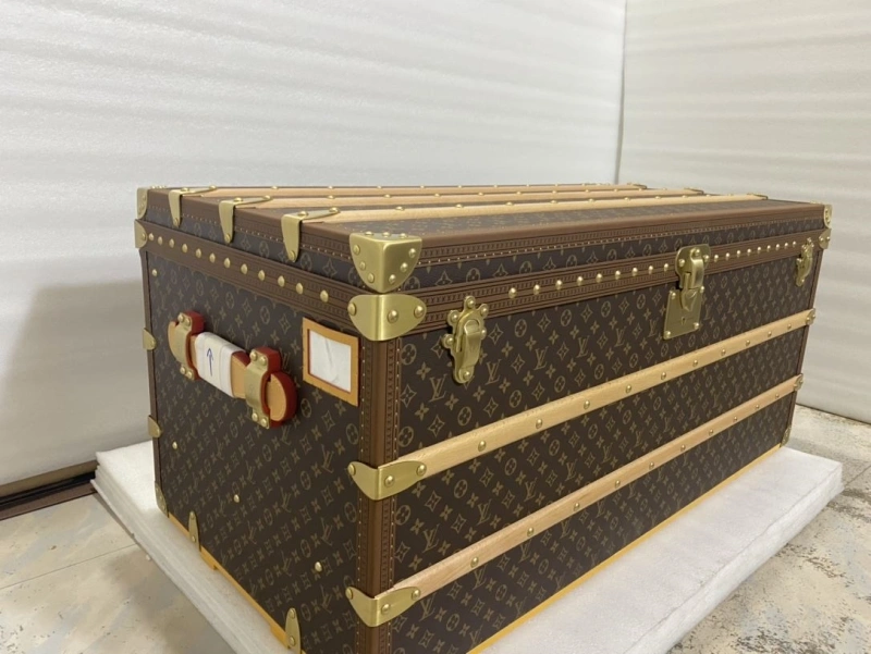 LV Suitcase 4461-0193
