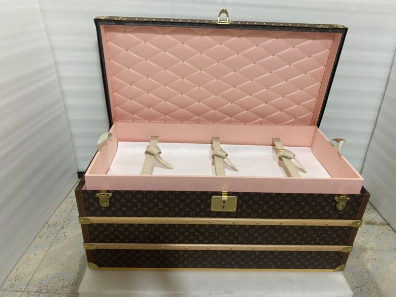 LV Suitcase 4461-0193