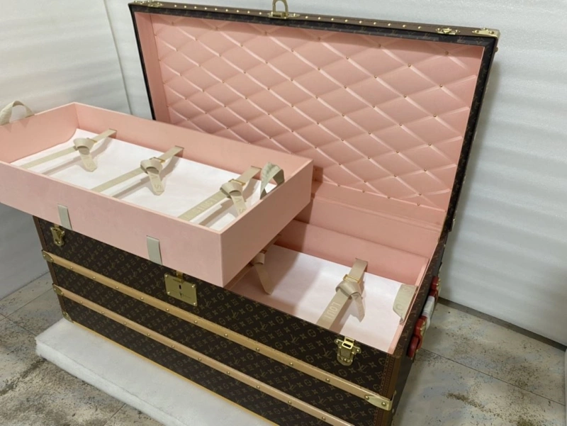 LV Suitcase 4461-0193
