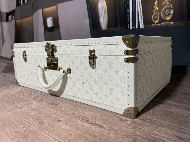 LV Suitcase 4461-0194