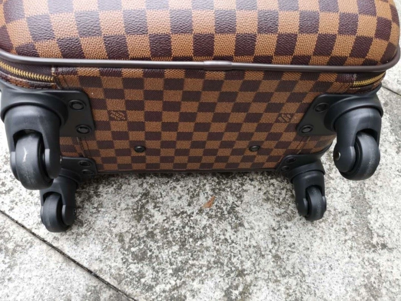LV Suitcase 4461-0197