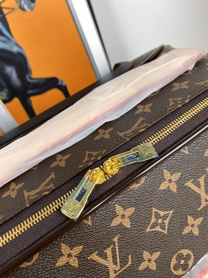 LV Suitcase 4461-0202