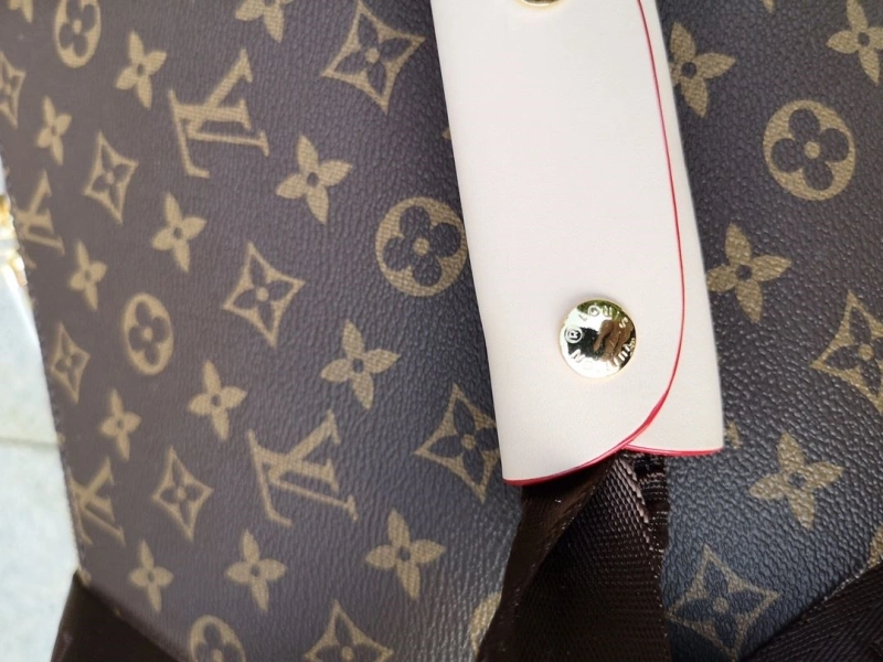 LV Suitcase 4461-0203