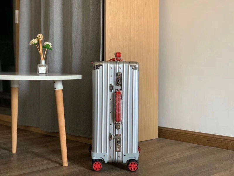 R1m0wa suitcase 4461-0230