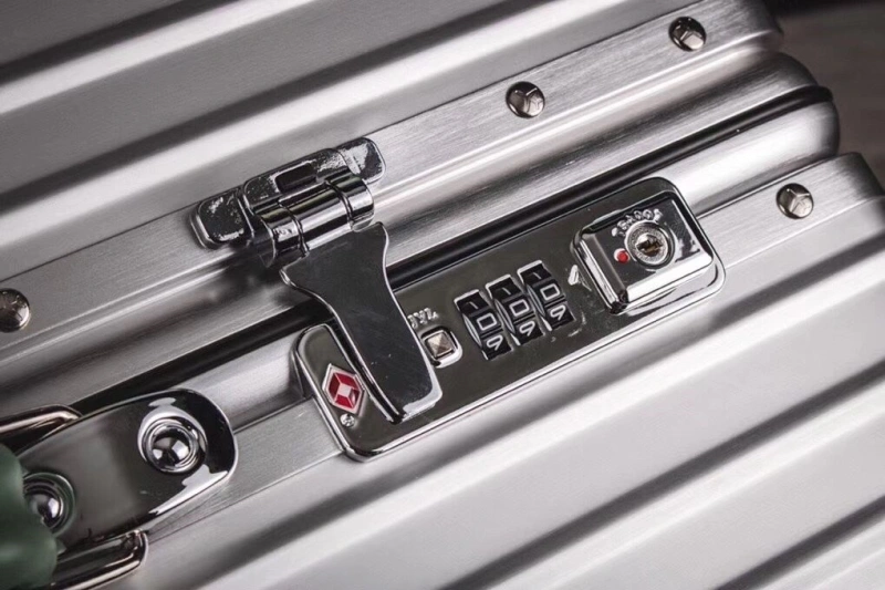 R1m0wa suitcase 4461-0231