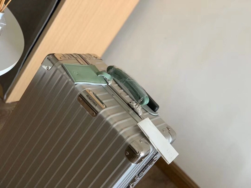 R1m0wa suitcase 4461-0233