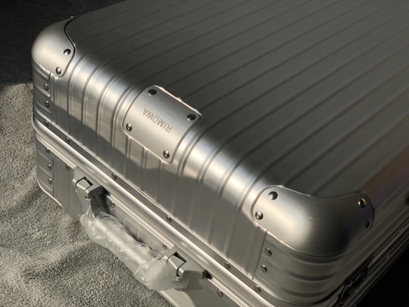 R1m0wa suitcase 4461-0234