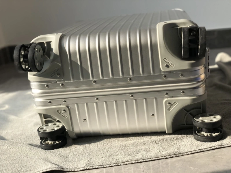 R1m0wa suitcase 4461-0234