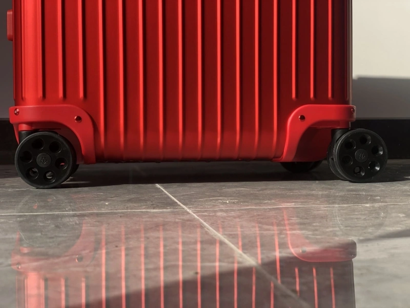 R1m0wa suitcase 4461-0235
