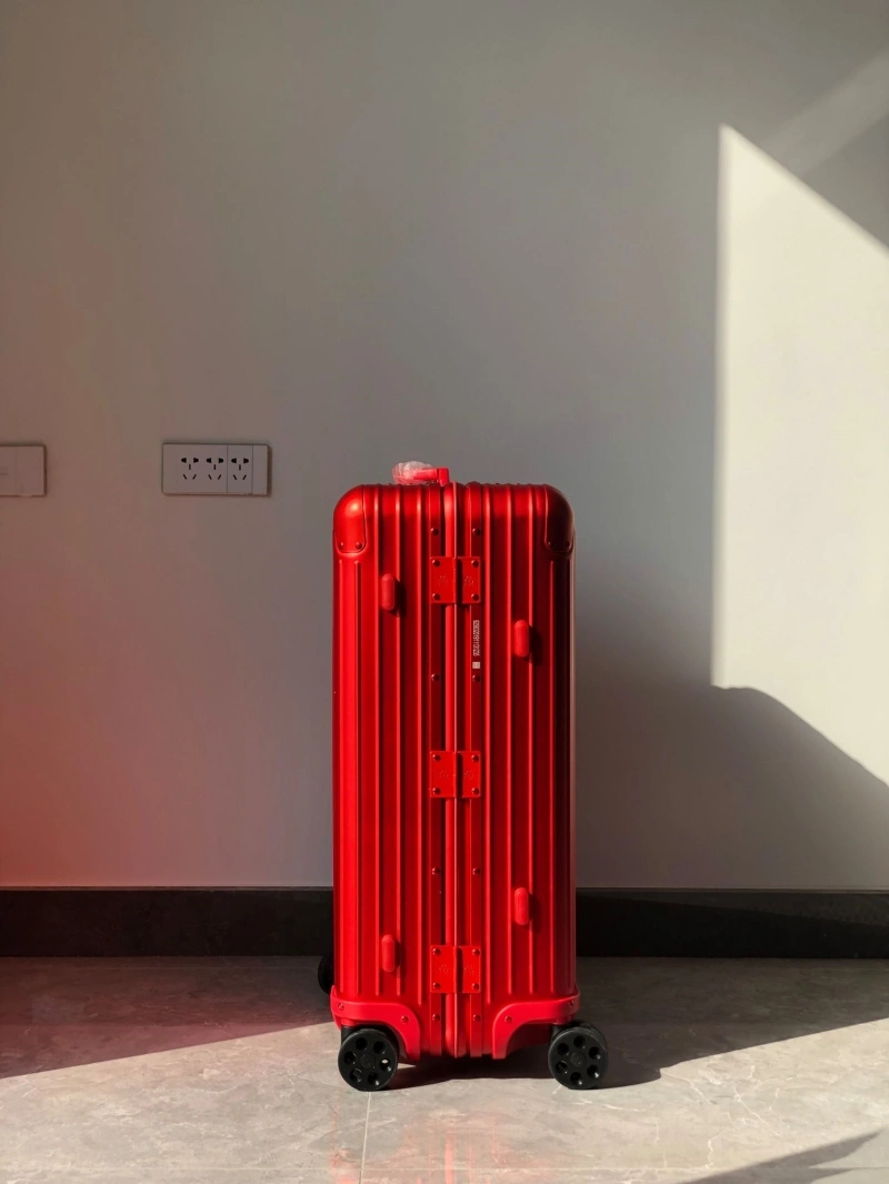 R1m0wa suitcase 4461-0235