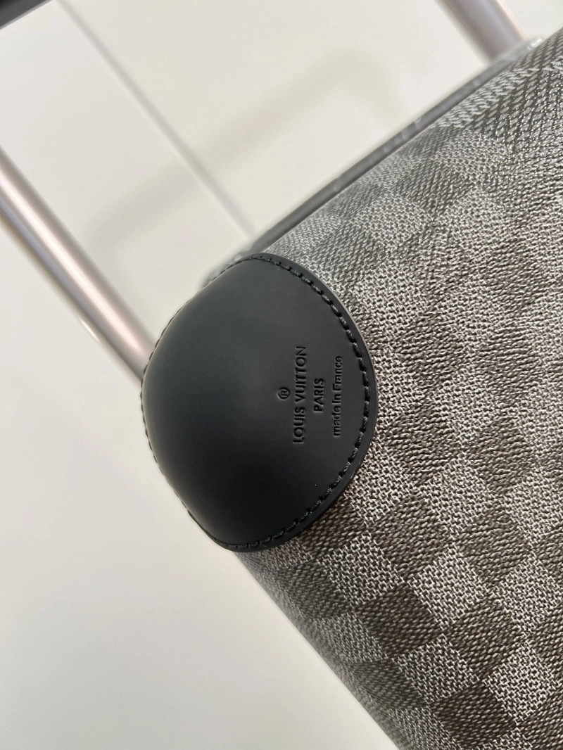 LV Suitcase 4461-0257