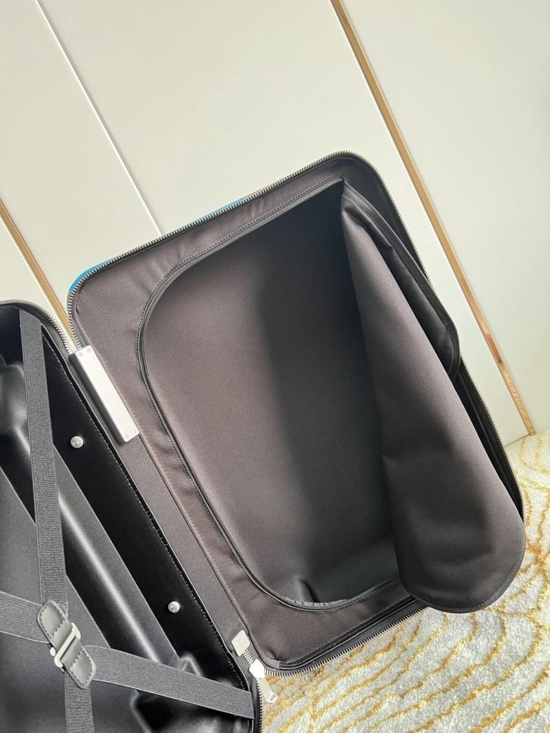 LV Suitcase 4461-0259
