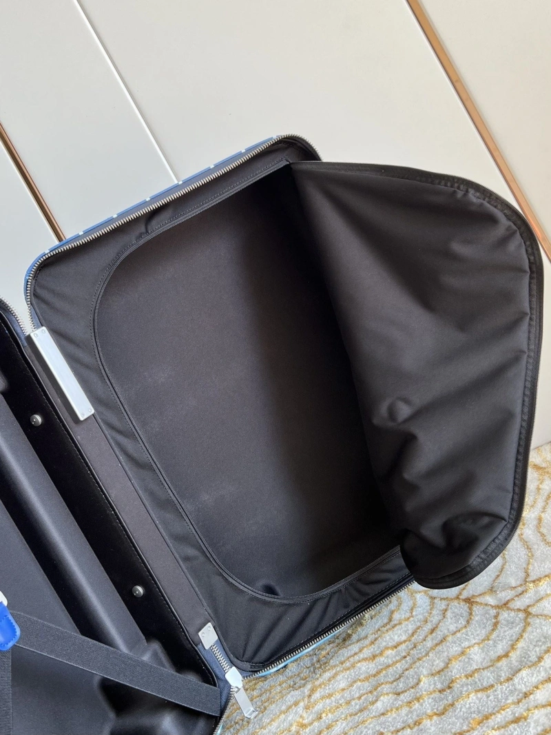 LV Suitcase 4461-0261