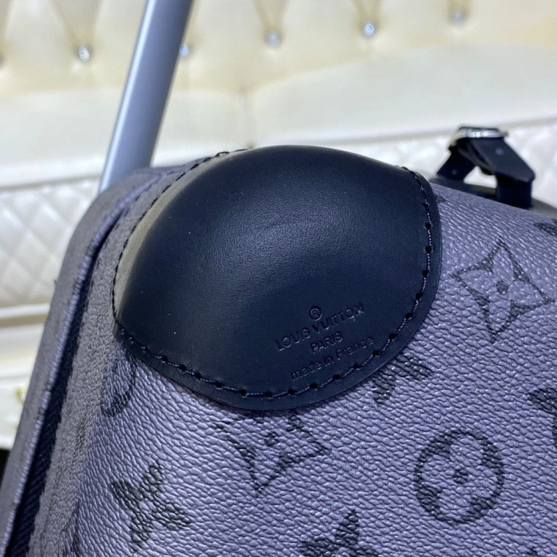 LV Suitcase 4461-0271