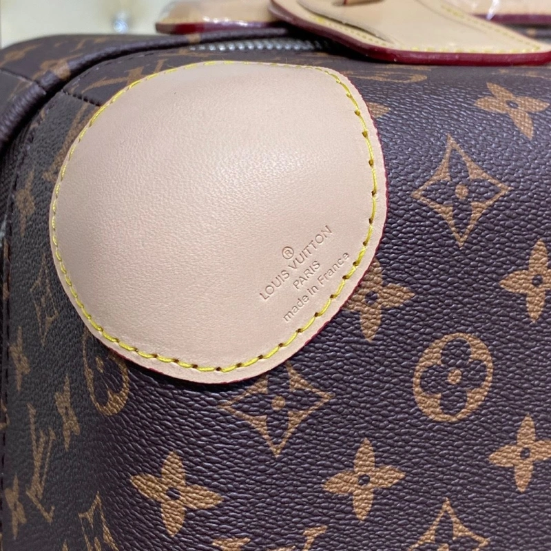 LV Suitcase 4461-0272