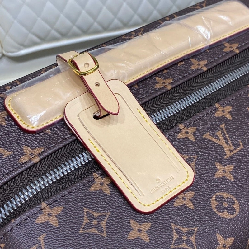 LV Suitcase 4461-0272