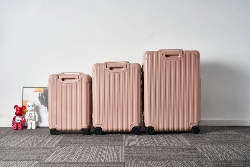 R1m0wa suitcase 4461-0282