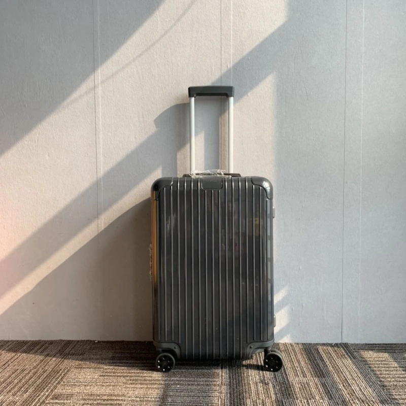 R1m0wa suitcase 4461-0286