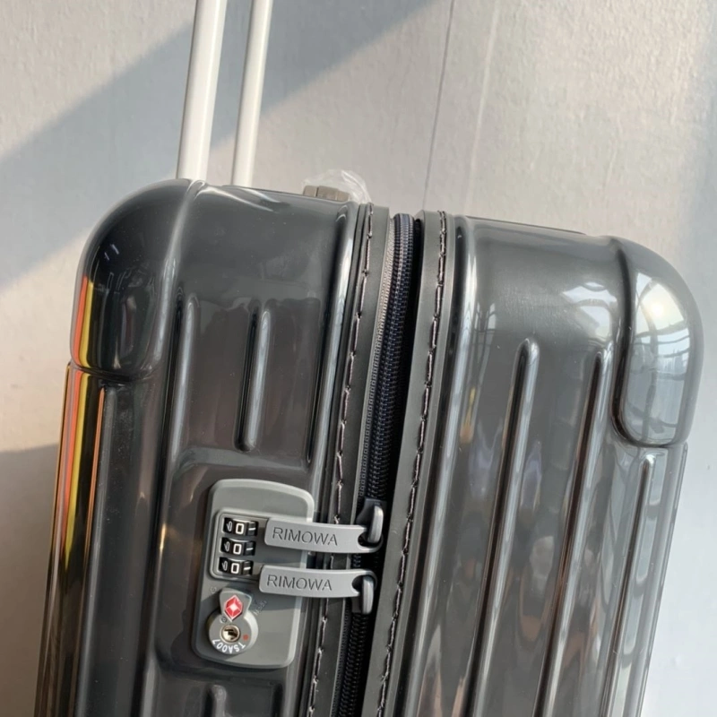 R1m0wa suitcase 4461-0286