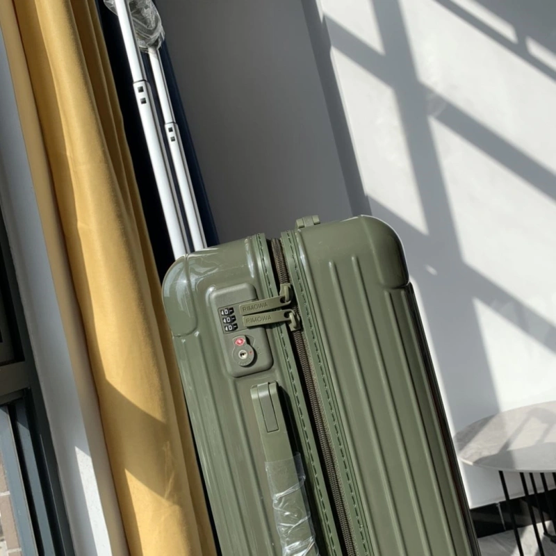 R1m0wa suitcase 4461-0288