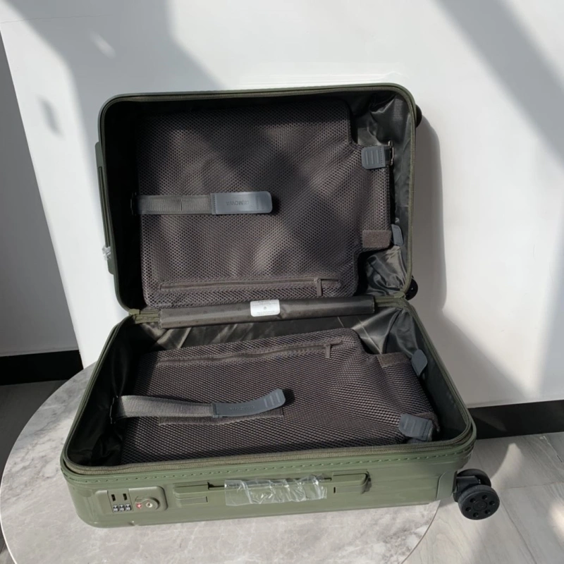 R1m0wa suitcase 4461-0288