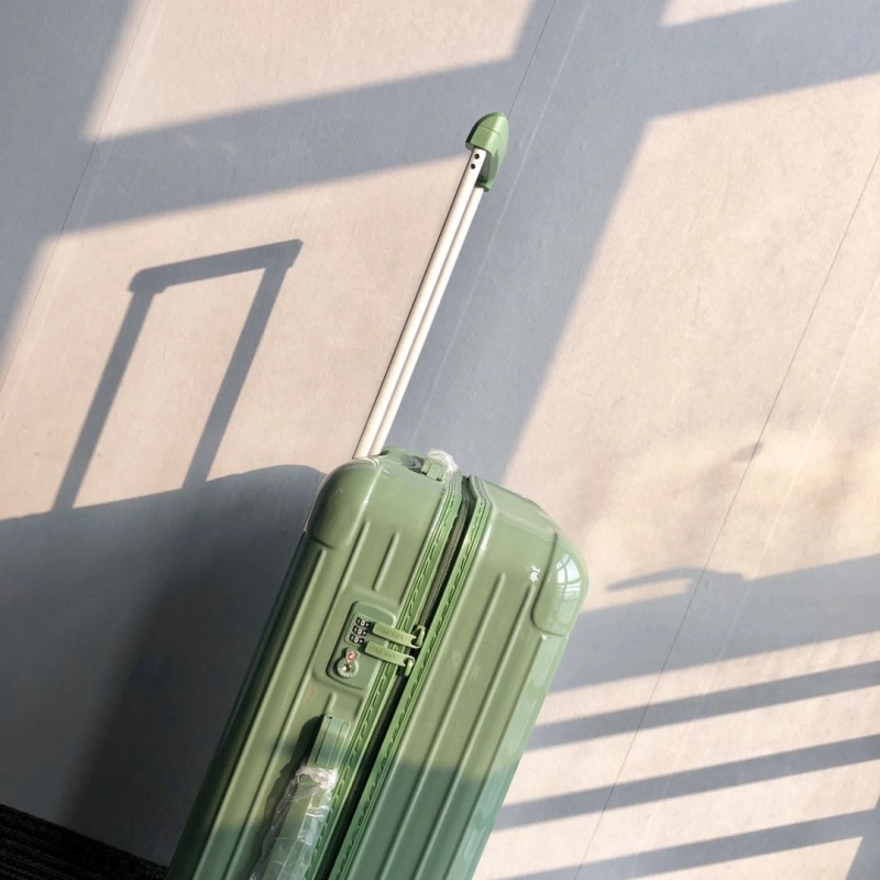 R1m0wa suitcase 4461-0290