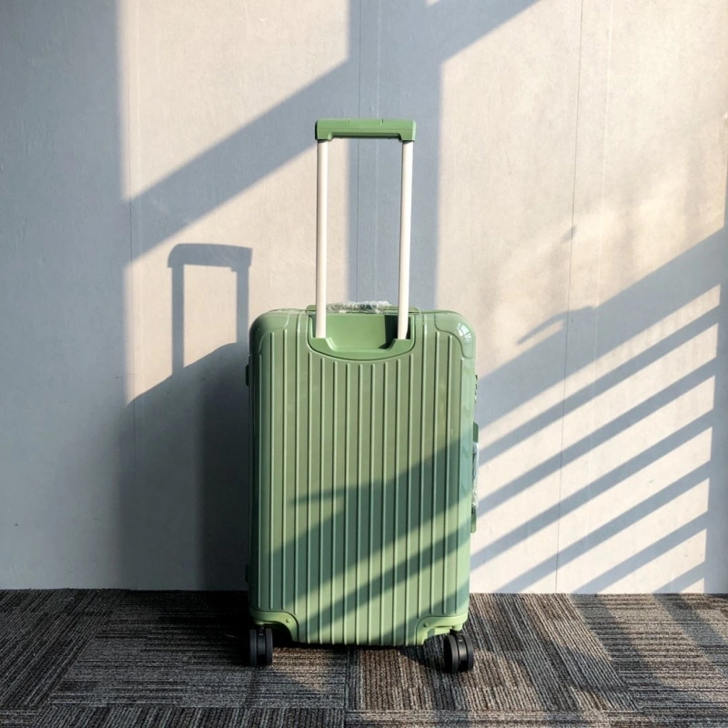 R1m0wa suitcase 4461-0290