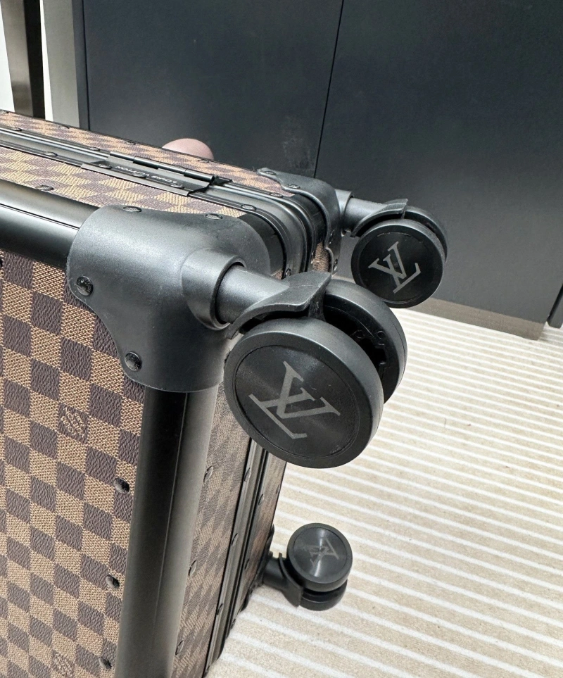 LV Suitcase 4461-0316
