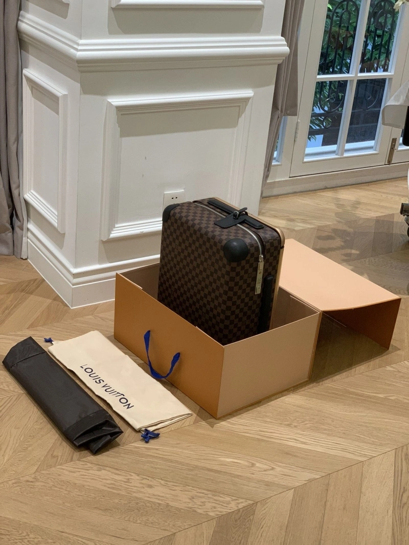 LV Suitcase 4461-0330