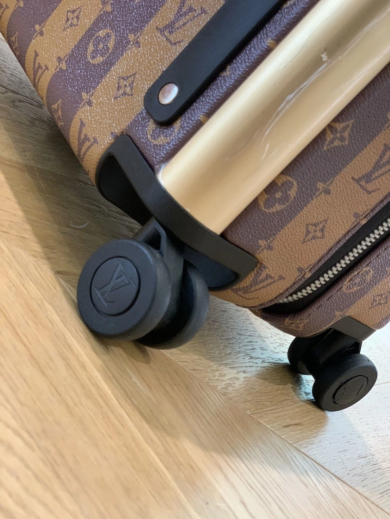 LV Suitcase 4461-0335