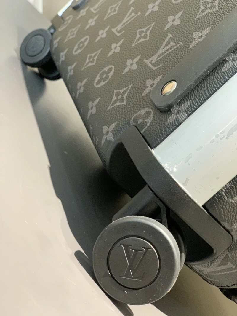 LV Suitcase 4461-0339