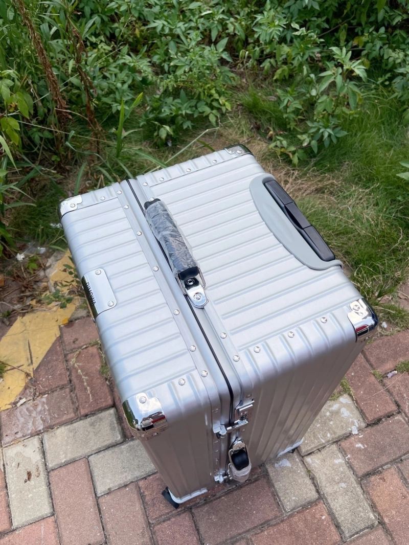 R1m0wa suitcase 4461-0343