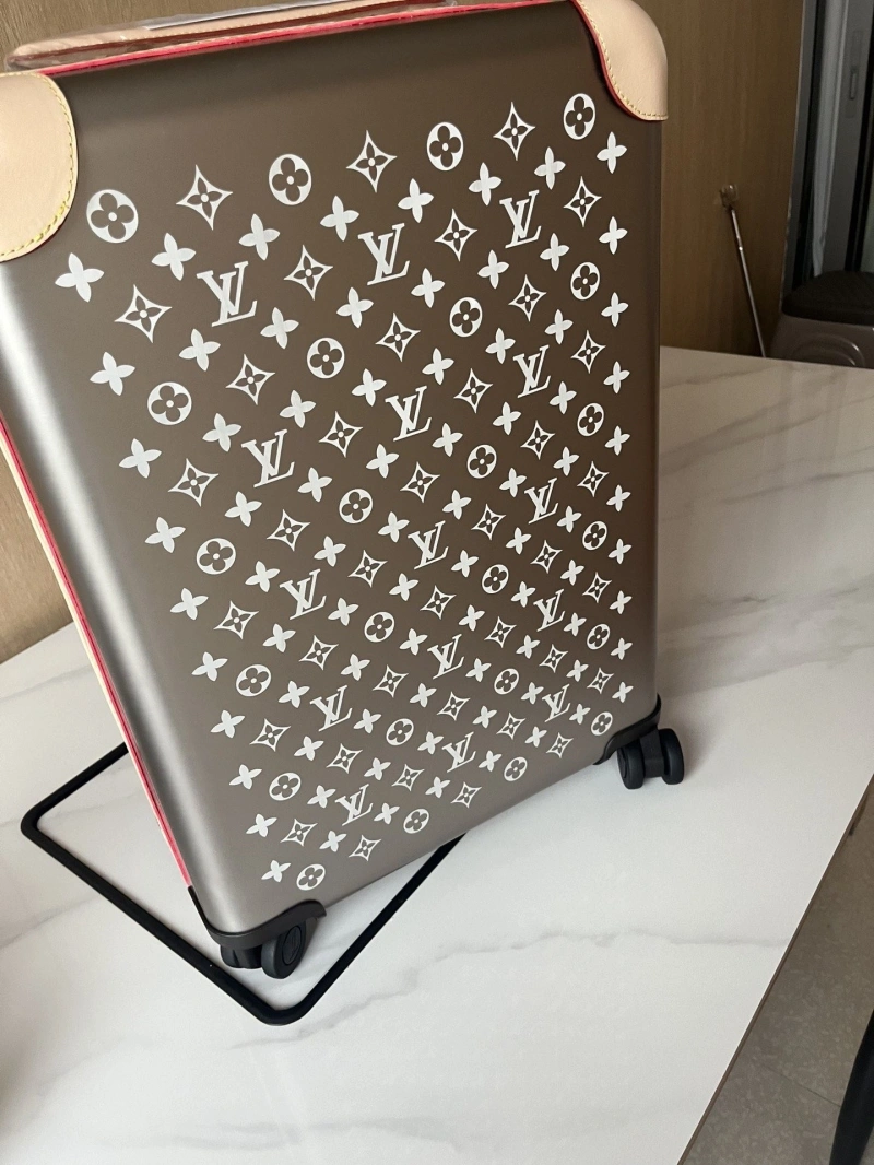 LV Suitcase 4461-0373