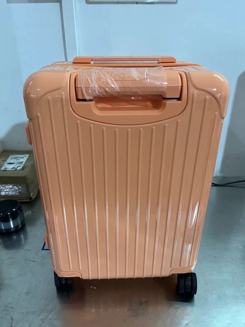 R1m0wa suitcase 4461-0378