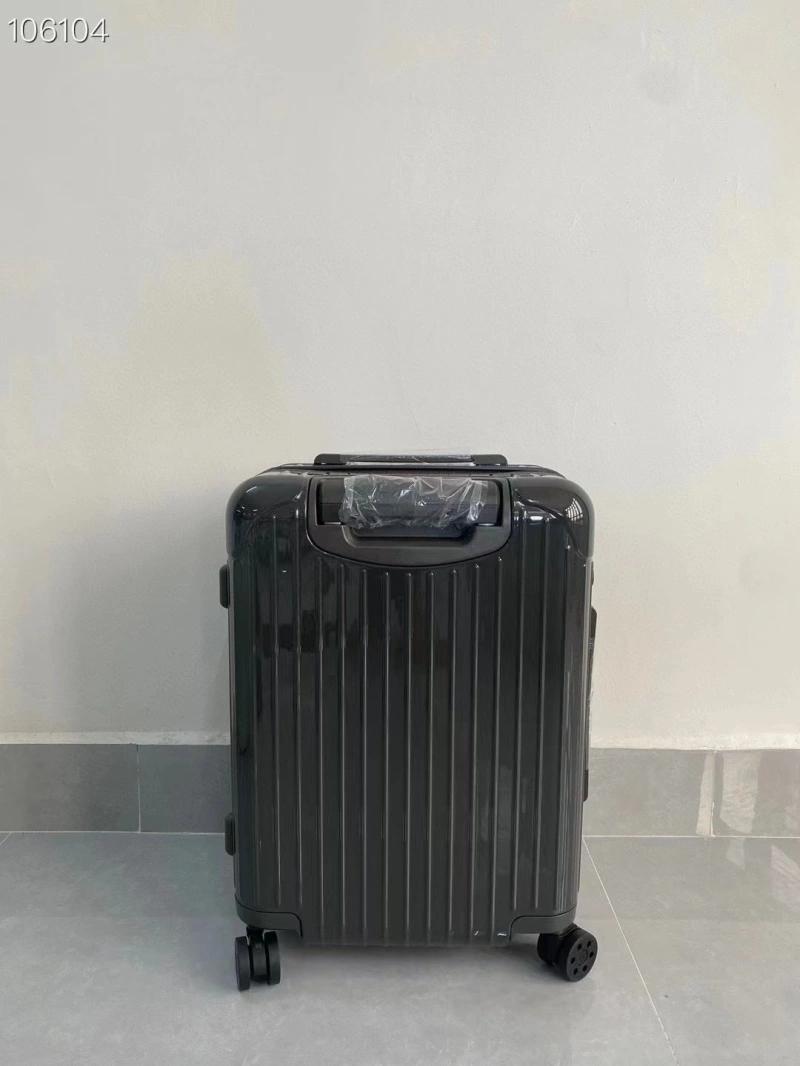 R1m0wa suitcase 4461-0384