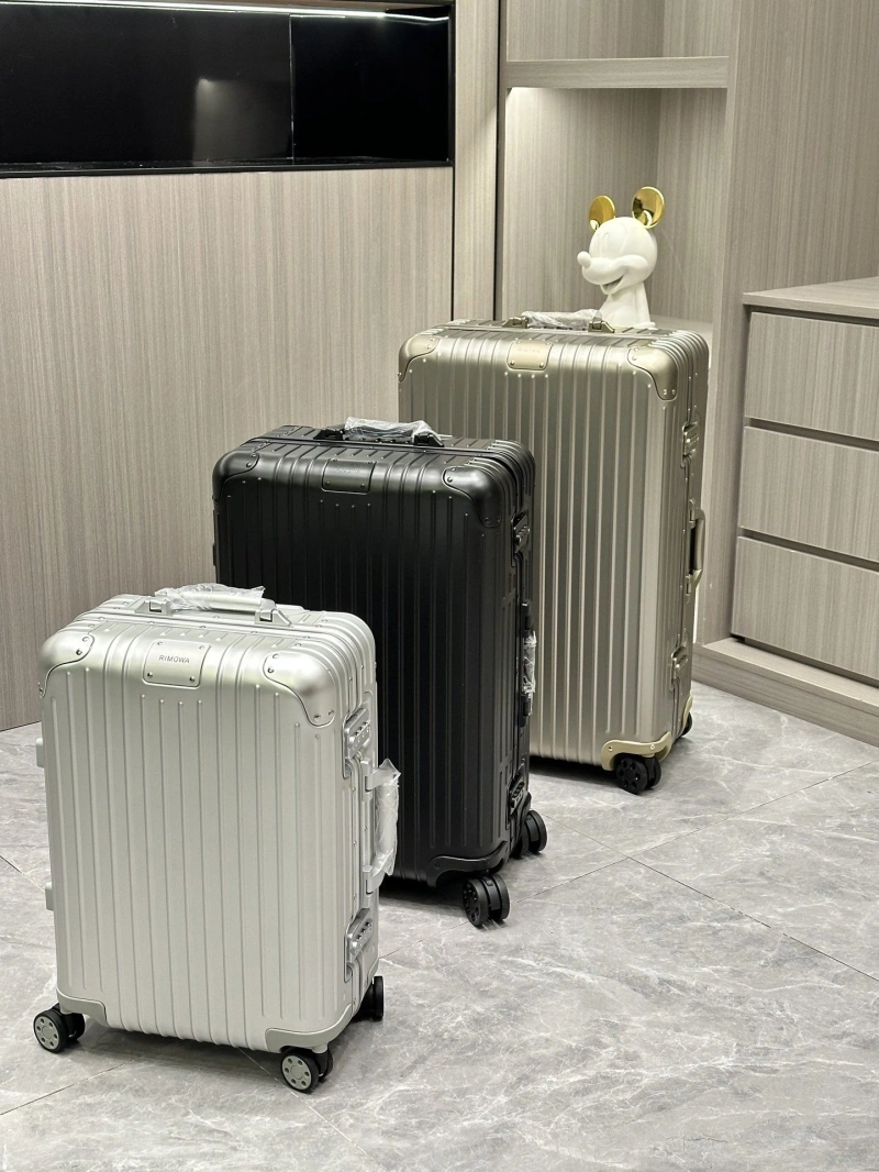 R1m0wa suitcase 4461-0403