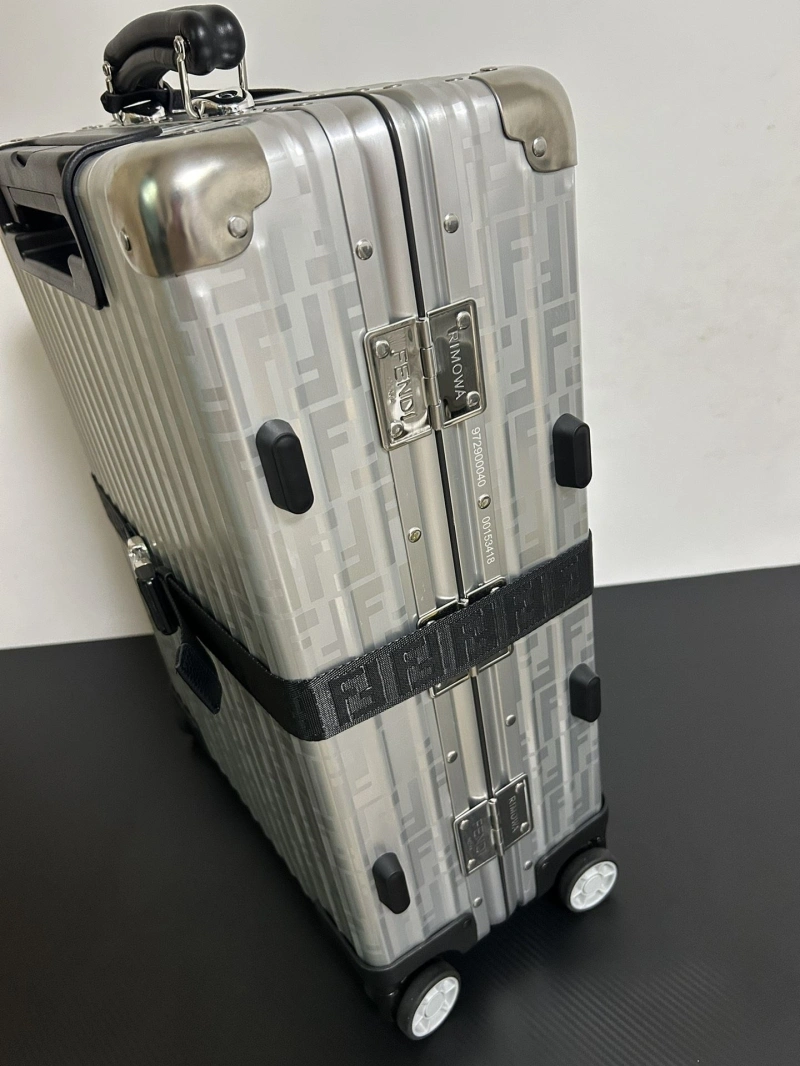 R1m0wa suitcase 4461-0405