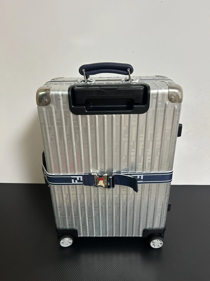 R1m0wa suitcase 4461-0407